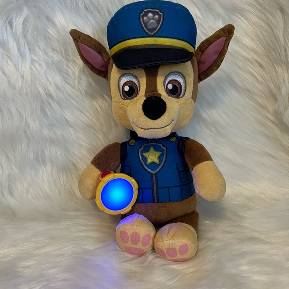 Paw patrol snuggle up pup chase with flashlight works - Picture 3 of 3